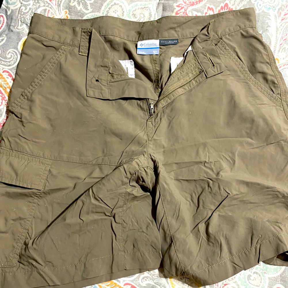 Columbia shorts